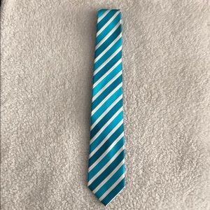 Blue and White Tie. No Stains. Great Condition